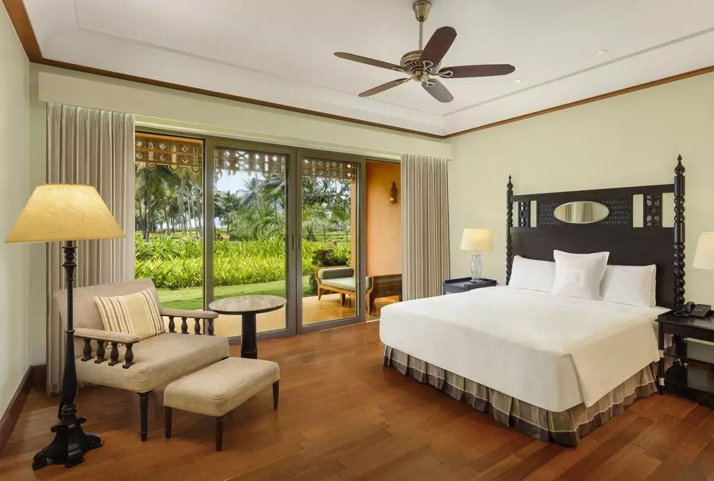 Hotel ITC Grand_shabavizparvaz_05.jpg